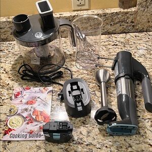 Pampered Chef Flex tool Kitchen Appliance Set for parts only